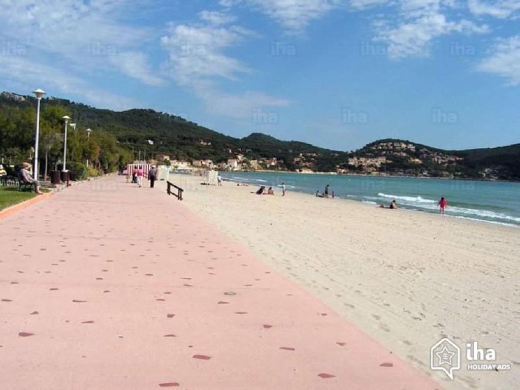 Villa Spacieuse, Climatisation, Piscine, Jardin Paysage, Proche Mer Saint-Cyr-sur-Mer Exteriör bild